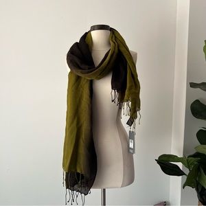 Eileen fisher Woolf scarf NWT